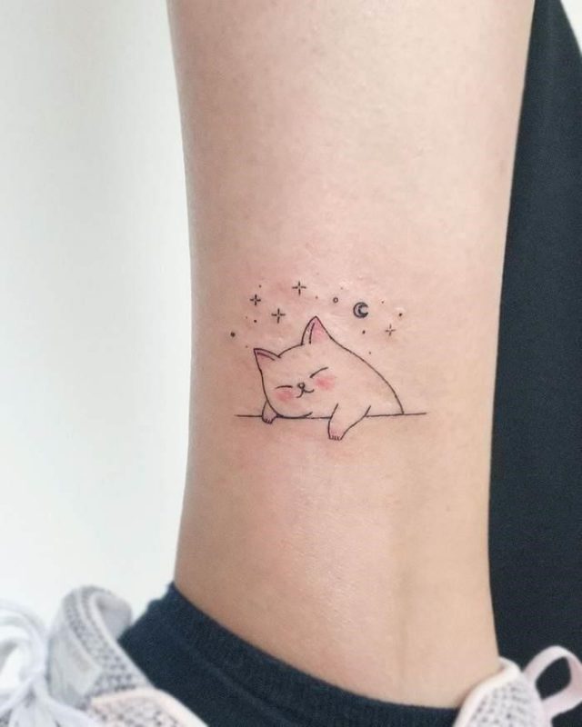 30 Tiny Cute Tattoo Example 1