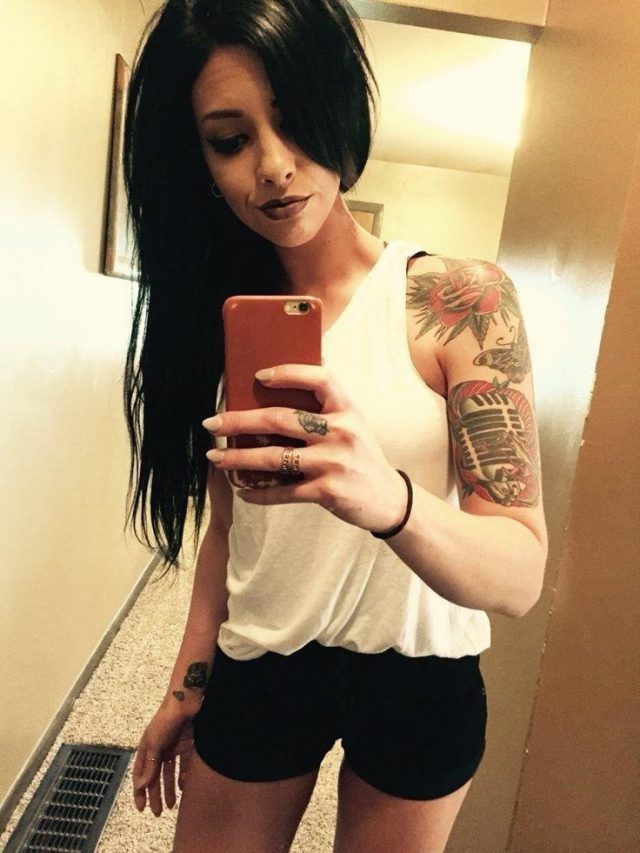6d897e026a0fb9a5cf67538ea2c099eb  girls with tattoo tattooed girls