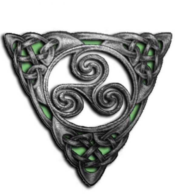 Awesome Triskele Celtic Tattoo Design