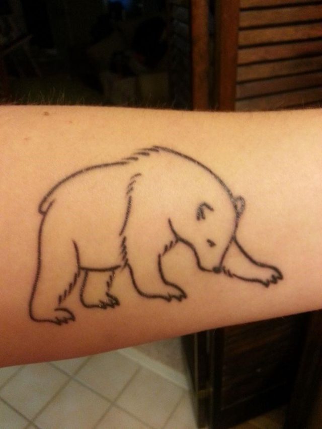 Bear Tattoo Simple