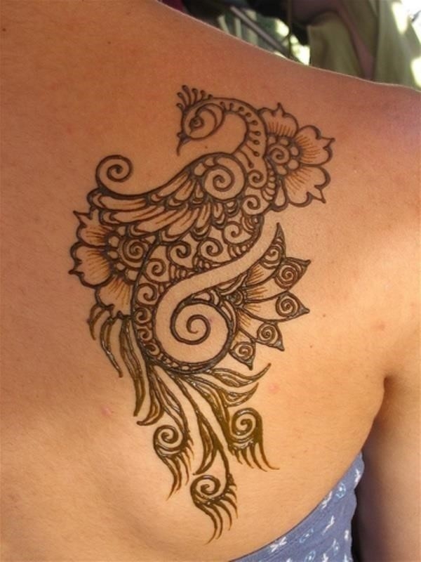 Beautiful Henna Tattoo Designs for Women11