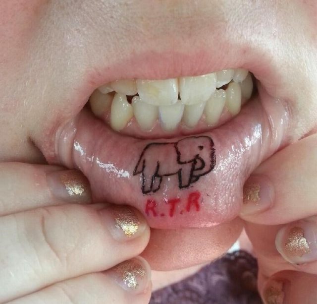 Black Outline Elephant Tattoo On Inner Lip