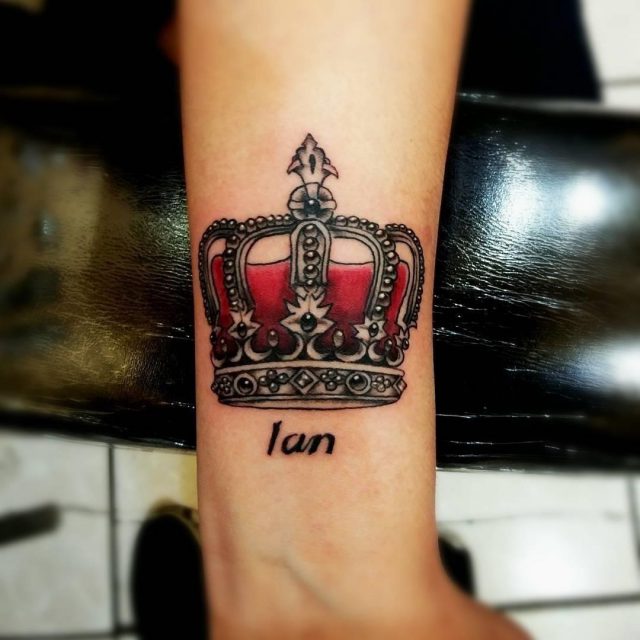 Crown Tattoos  1