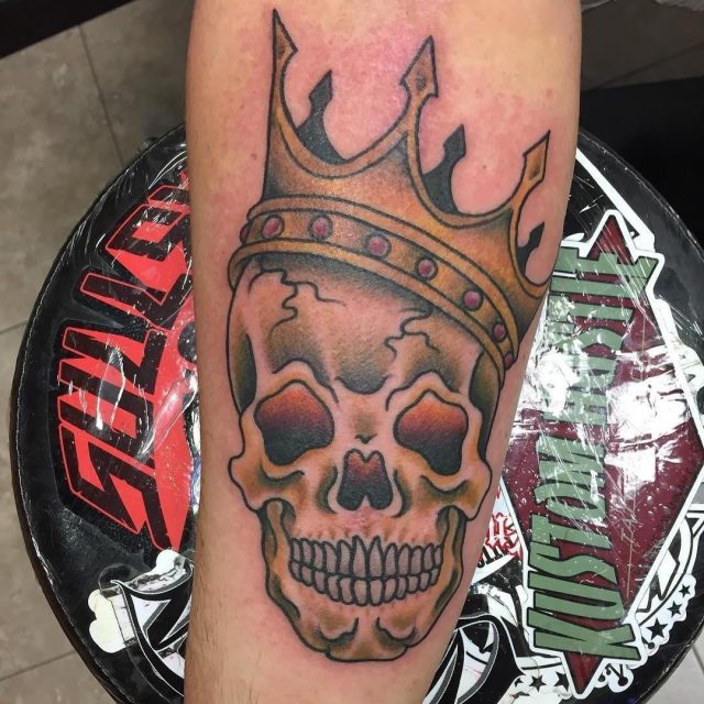 Crown Tattoos  15