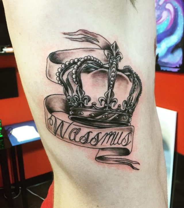 Crown Tattoos  9