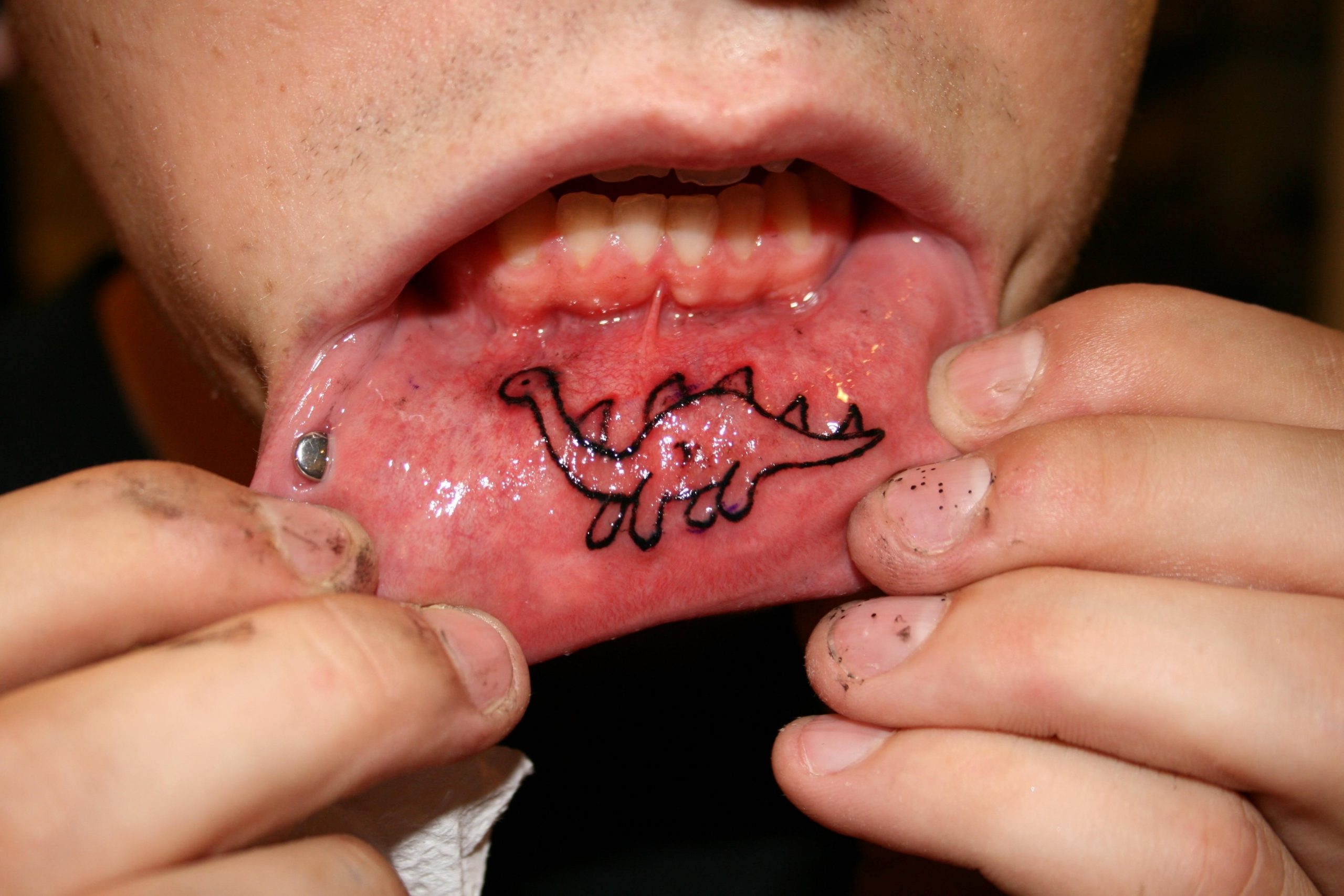 lip tattoo