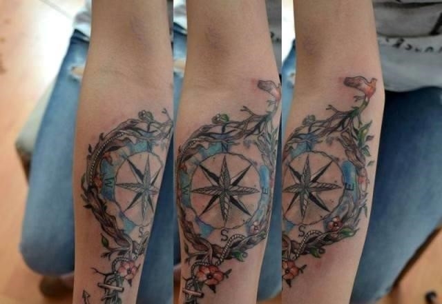 Fantastic Compass Tattoo Design On Elbow TD2467