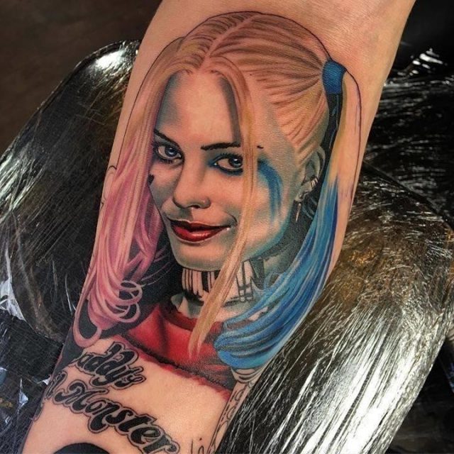 Harley quinn tattoo margot robbie 16