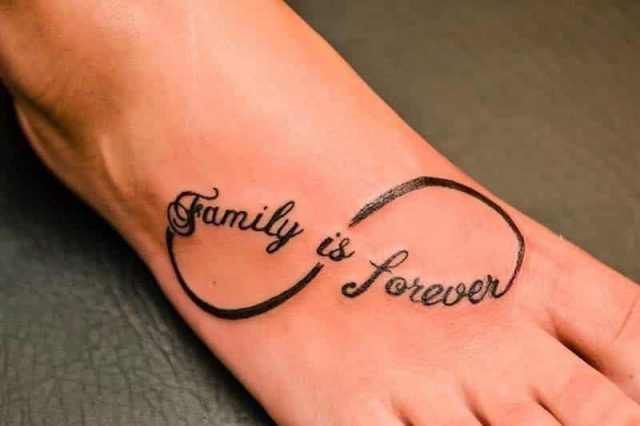 Illustrator Tattoo family infinity loop