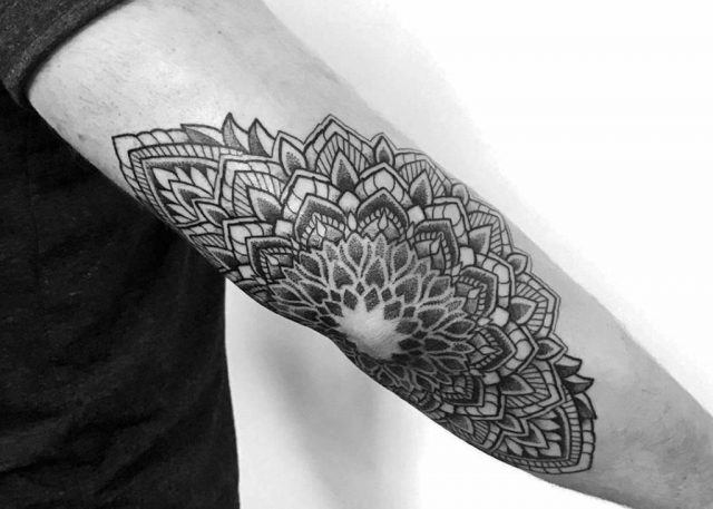 Mandala Tattoo 1