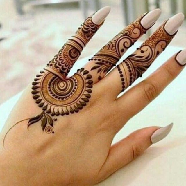 New Henna Hand Tattoo Designs for Girls