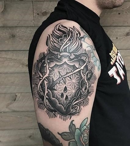 Sacred heart tattoo arm 02