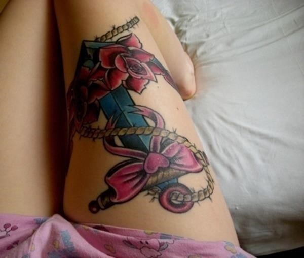 Sexy Thigh Tattoo Ideas and Designs for Women50