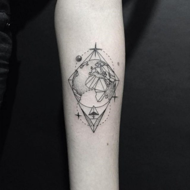Submission tattoo 900×900