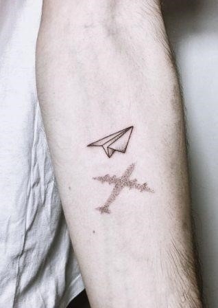 Tiny Tattoos For Men Yet Meaningful 6 e1517637026506