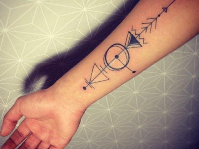 Arrow tattoo 40