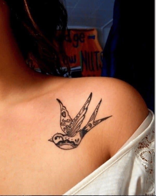 Bird collarbone tattoo