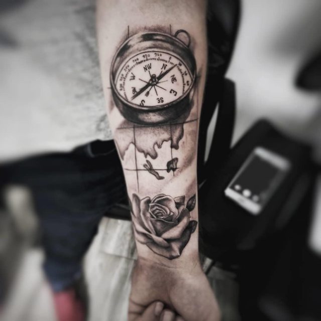 Compass tatto 171