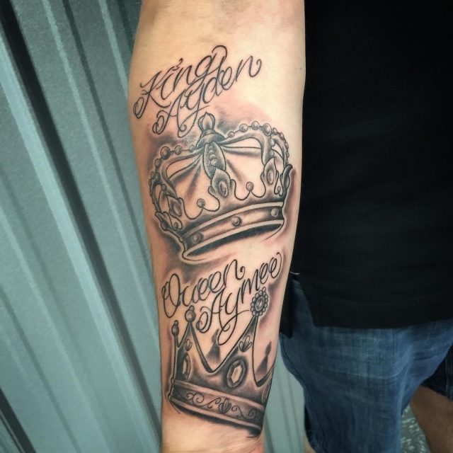 Crown tattoo 36