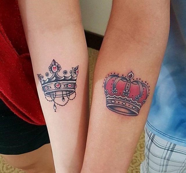 Crown tattoo11 650×603