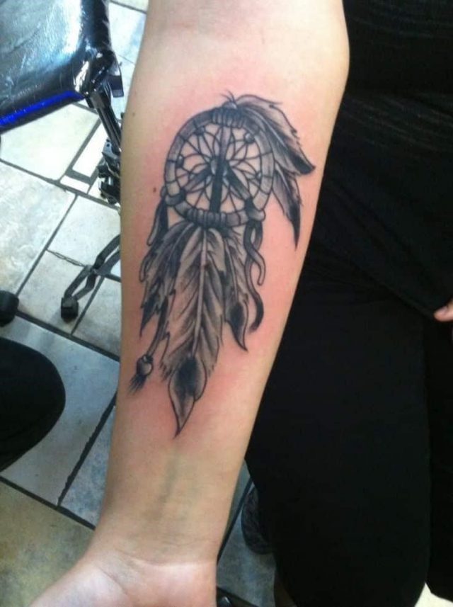 Dreamcatcher tattoos 37