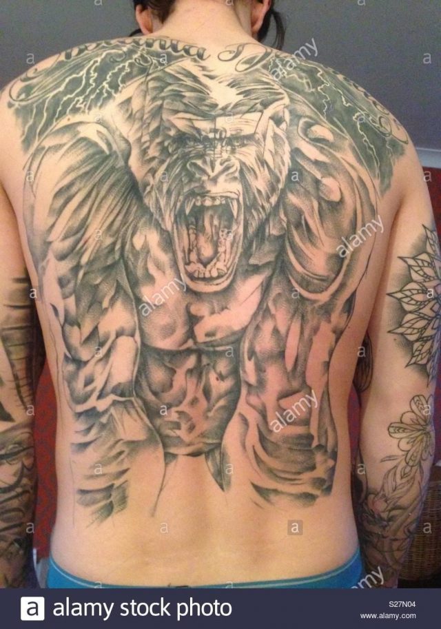Gorilla back tattoo S27N04