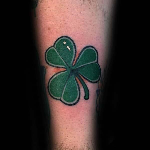 1000 Clover Tattoo Stock Photos Pictures  RoyaltyFree Images  iStock   Woman smiling Irish tattoo