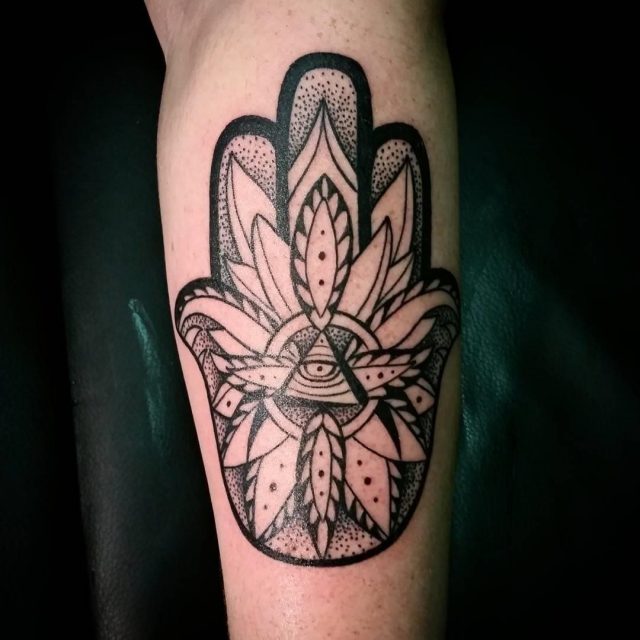 Hamsa tattoo 24