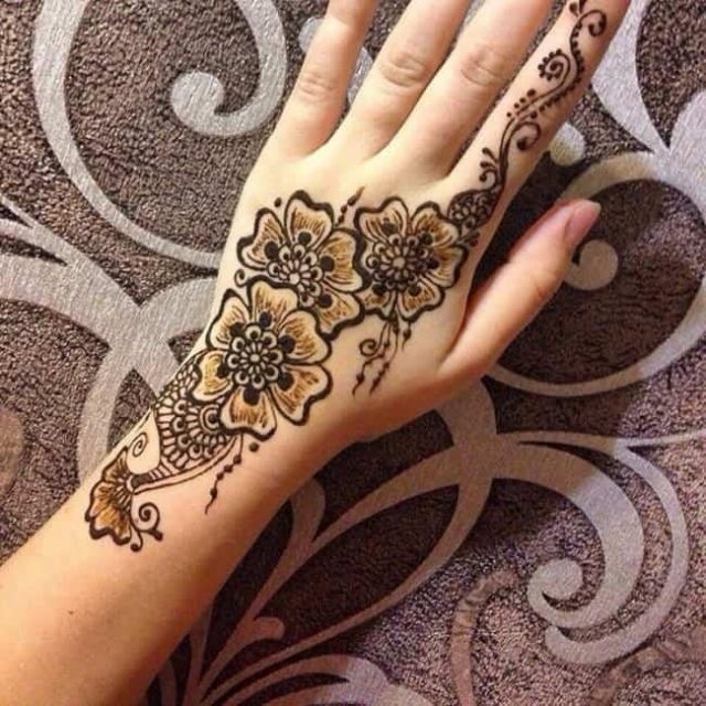 Henna tattoo 4 650×650