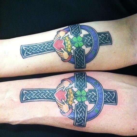 18 Stunning Small Tattoos for Couples truly in love  Tiny Tattoo inc