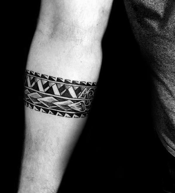 25 unique womens armband tattoo designs and what they mean  Tukocoke