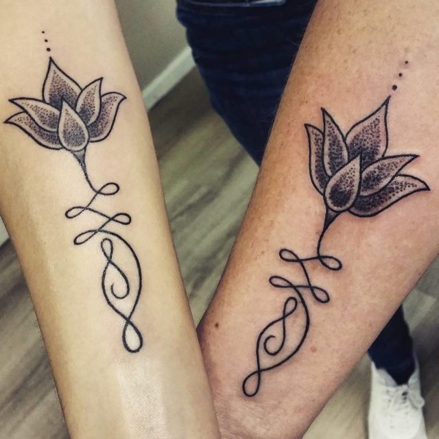 Mother daughter tattoos  40