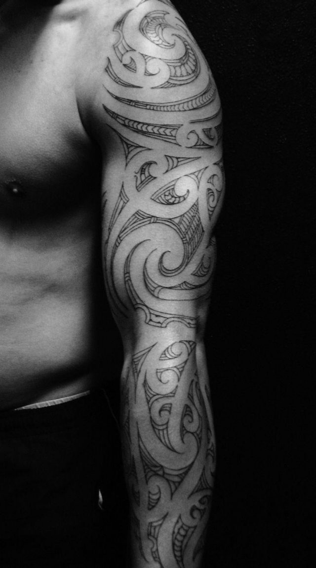 Polynesian tribal sleeve tattoo tatouaz maniki 2