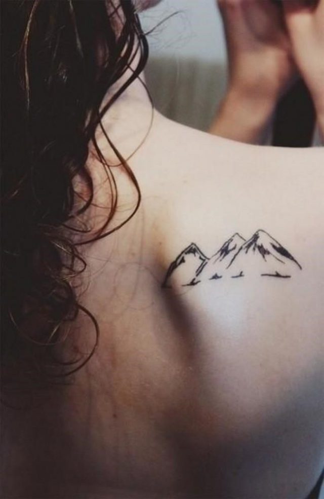 Shoulder blade tattoo 1 650×1000