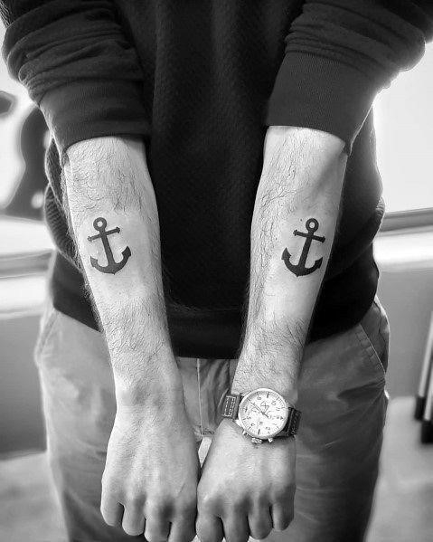 Simple anchor tattoos for gentlemen