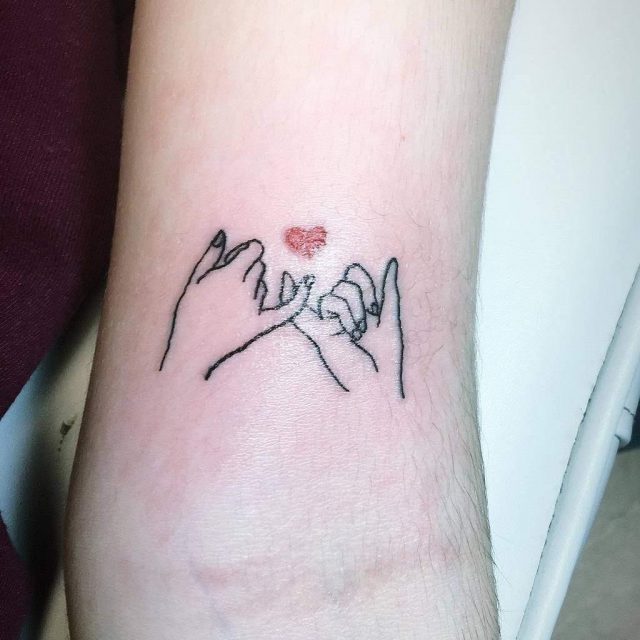 Small minimalist pinky promise tattoos moomanutattoo